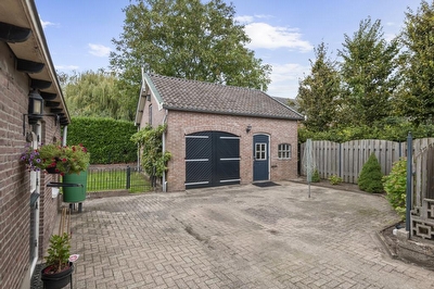 Secr. Janssenstraat 2, Heerewaarden