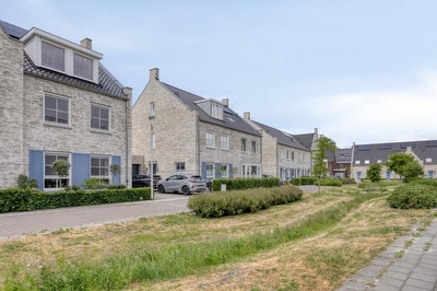 Speltveld 14, Beneden-Leeuwen