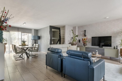 Tollenhof 27, Kesteren