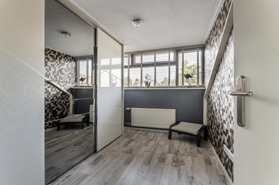 Tollenhof 27, Kesteren