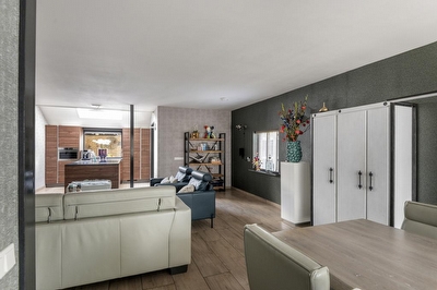Tollenhof 27, Kesteren