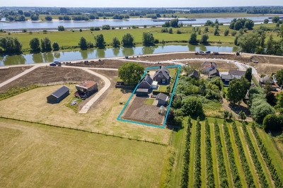 Waalbandijk 65, Ophemert
