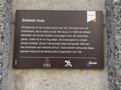 Weerstraat 47, Tiel